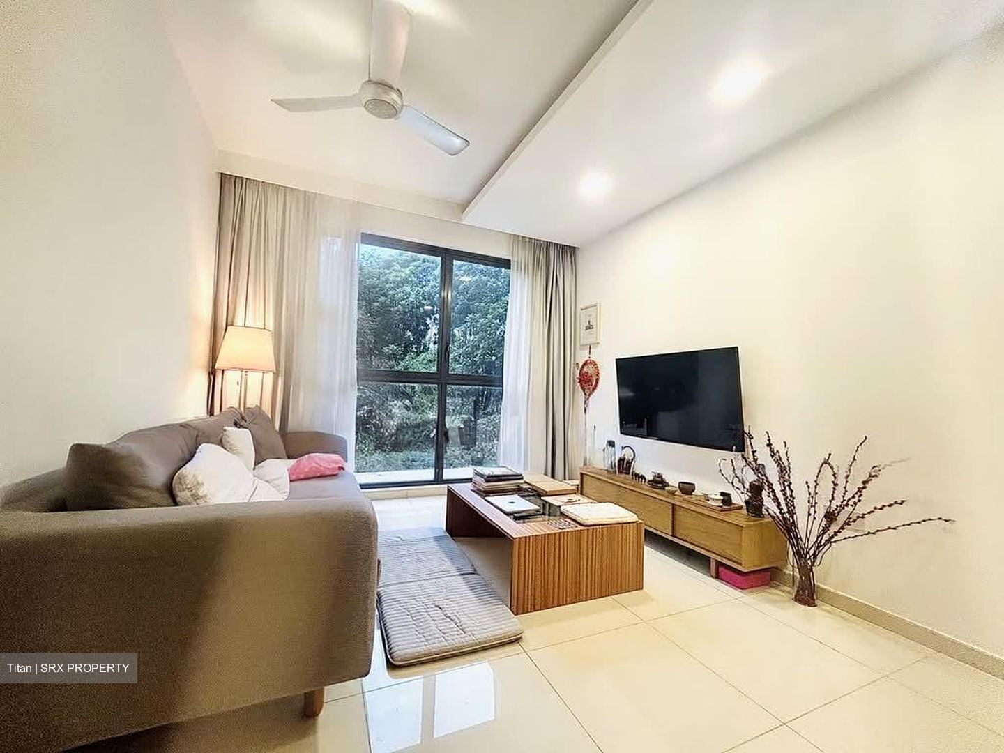 Prive (D19), Condominium #578710381